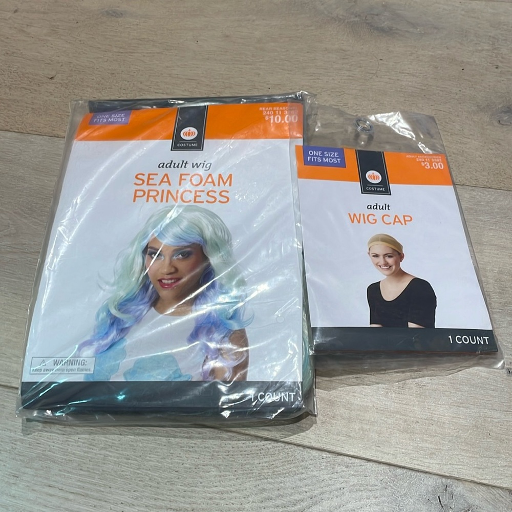 NWT - Sea Foam Princess Wig